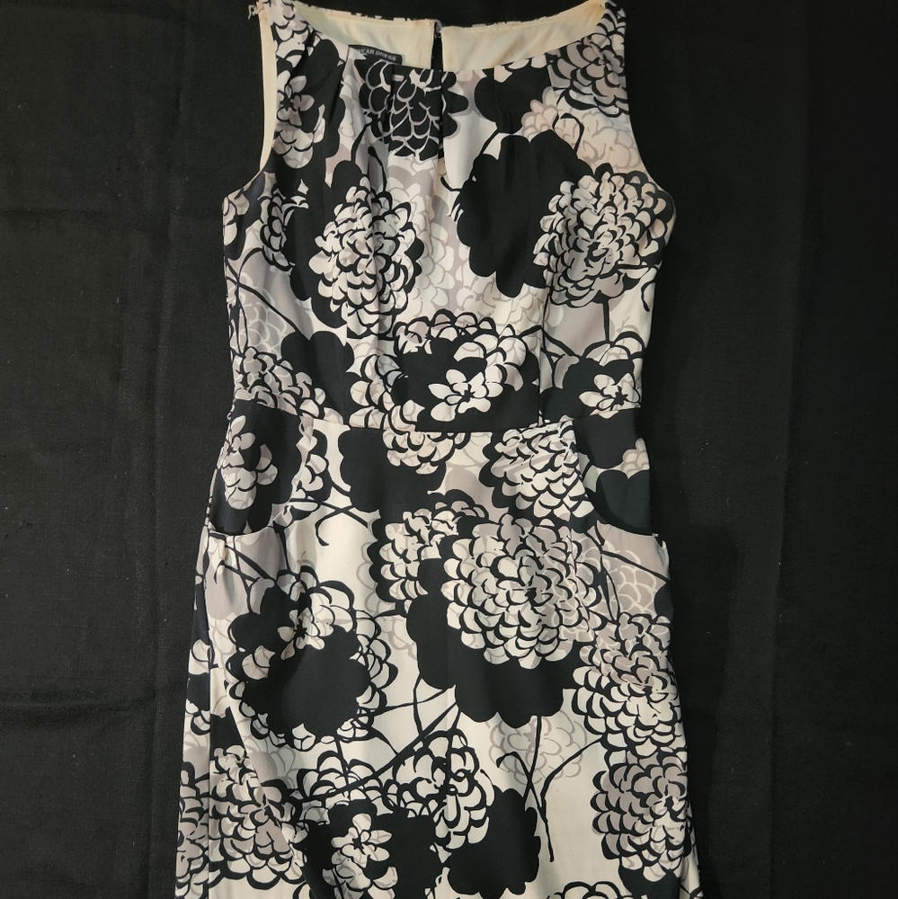 Floral casual dress